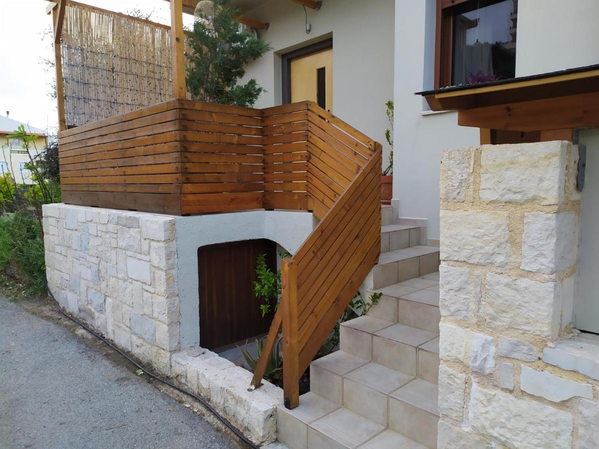 Giodriana Cozy Studio Agia Marina  Exterior photo